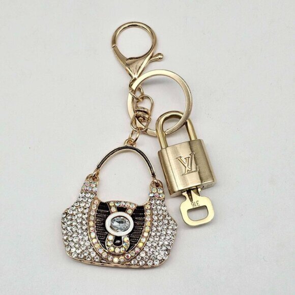 Authentic Louis Vuitton Lock & Key with unbranded Bagcharm, Keycharm, Keychain - Picture 1 of 8